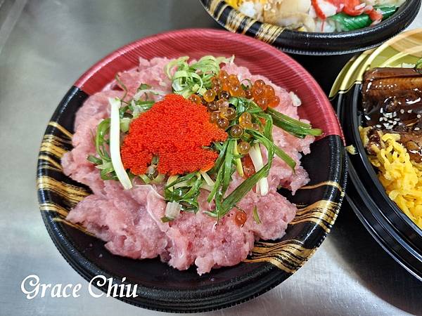 Q米壽司萬華 東園街28巷 百元生魚丼飯