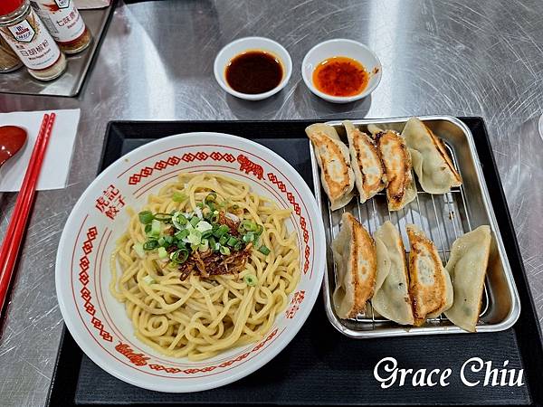 虎記餃子重南店 台北好吃脆皮煎餃 虎記餃子重南店 台北好吃脆皮煎餃