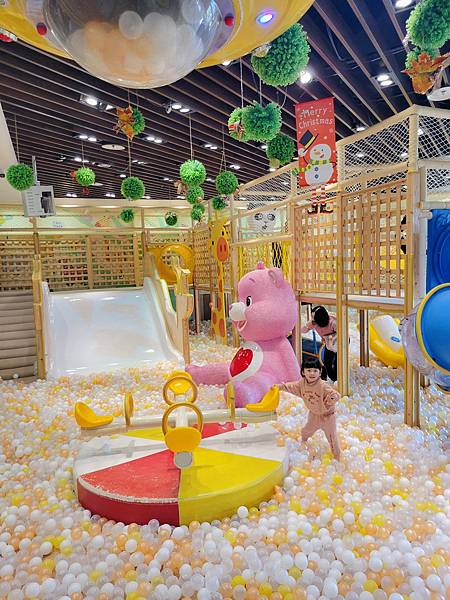 【台中親子景點】 🏰樂米樂園台中北歐館🏰豪華600坪能動能靜 【台中親子景點】 🏰樂米樂園台中北歐館🏰豪華600坪能動能靜