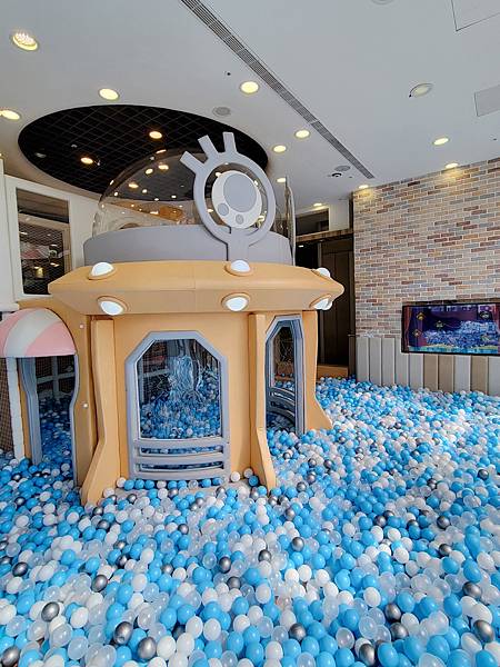 【台中親子景點】 🏰樂米樂園台中北歐館🏰豪華600坪能動能靜 【台中親子景點】 🏰樂米樂園台中北歐館🏰豪華600坪能動能靜