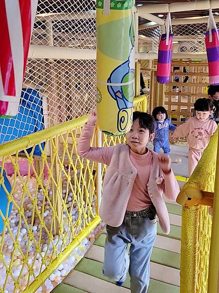 【台中親子景點】 🏰樂米樂園台中北歐館🏰豪華600坪能動能靜 【台中親子景點】 🏰樂米樂園台中北歐館🏰豪華600坪能動能靜