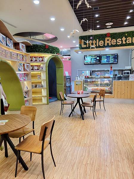 【台中親子景點】 🏰樂米樂園台中北歐館🏰豪華600坪能動能靜 【台中親子景點】 🏰樂米樂園台中北歐館🏰豪華600坪能動能靜