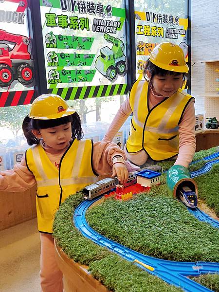 【台中親子景點】 🏰樂米樂園台中北歐館🏰豪華600坪能動能靜 【台中親子景點】 🏰樂米樂園台中北歐館🏰豪華600坪能動能靜