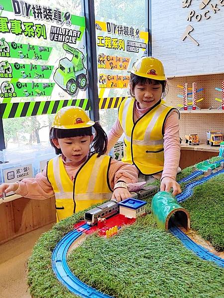 【台中親子景點】 🏰樂米樂園台中北歐館🏰豪華600坪能動能靜 【台中親子景點】 🏰樂米樂園台中北歐館🏰豪華600坪能動能靜