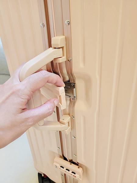 【輝葉良品】箱神鋁框行李箱28吋20吋/防爆防刮/TSA海關 【輝葉良品】箱神鋁框行李箱28吋20吋/防爆防刮/TSA海關