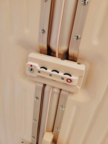 【輝葉良品】箱神鋁框行李箱28吋20吋/防爆防刮/TSA海關 【輝葉良品】箱神鋁框行李箱28吋20吋/防爆防刮/TSA海關