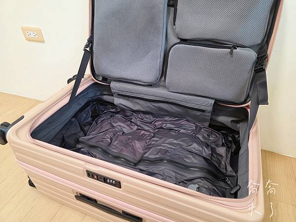 【團購56折】Deseno笛森諾行李箱✨️首創真空壓縮✨️前