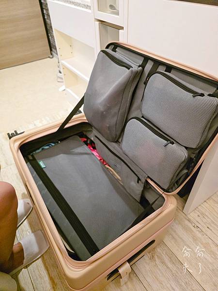 【團購56折】Deseno笛森諾行李箱✨️首創真空壓縮✨️前