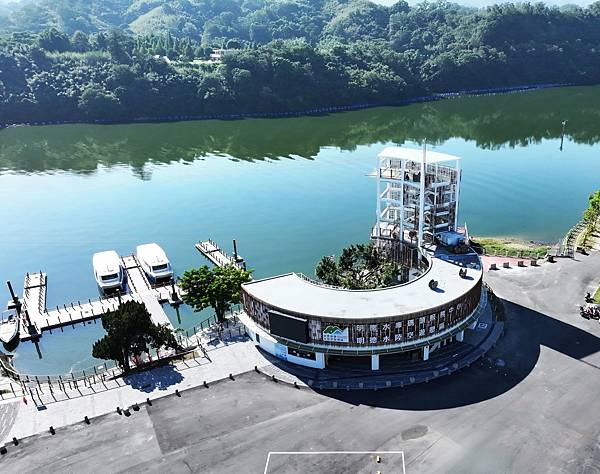 【最新景點】超狂空中腳踏車/高空飛索。全長330公尺6層樓高