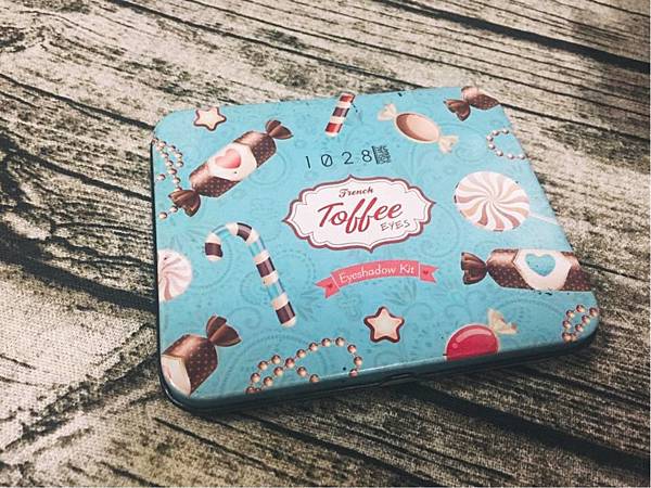 1028 太妃糖眼妝盒