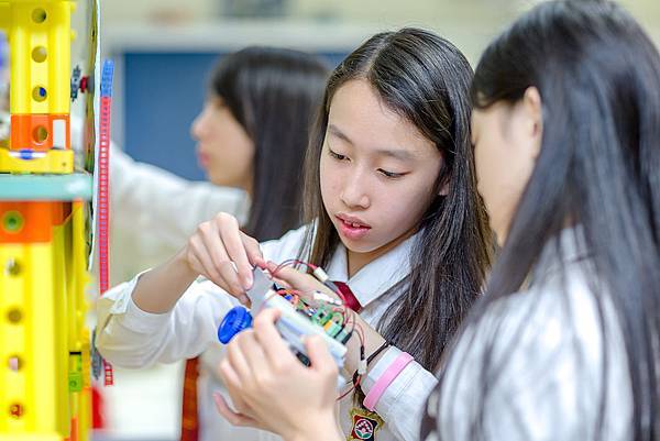 照片十二.jpg 照片十二.jpg