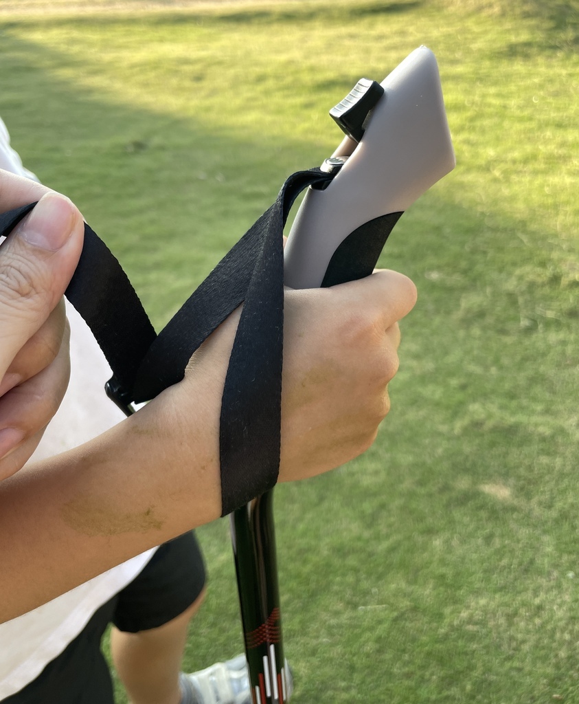 *運動用品* 開箱ProPACER登山杖彎把登山杖 輕盈設 *運動用品* 開箱ProPACER登山杖彎把登山杖 輕盈設