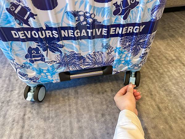 ｜生活｜聯名行李箱｜德國路德威LUDWIN x 魔鬼猫ZOM