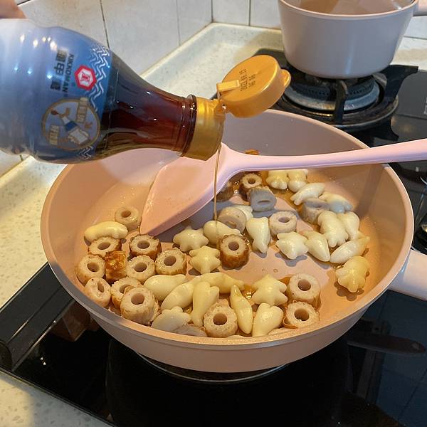 【開箱】醬油推薦 龜甲萬料亭和露 日式和風醬炒年糕 菇菇元氣