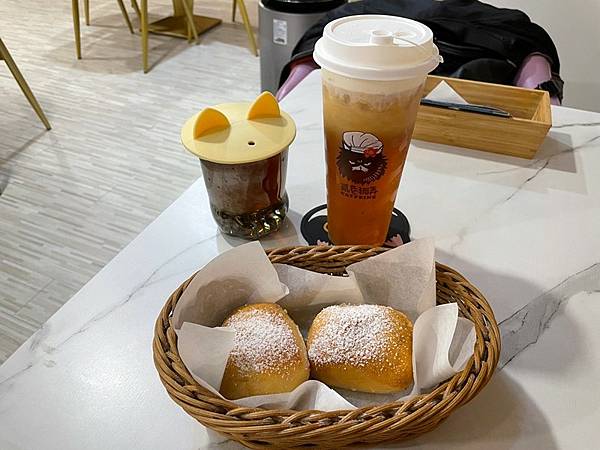 【桃園中壢】2022二訪 貳巷貓弄Catfeine 萌貓新增