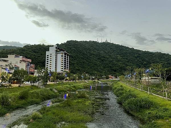 傍晚的飯店 傍晚的飯店