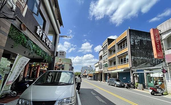 舒食及肉桂卷就在對面 舒食及肉桂卷就在對面