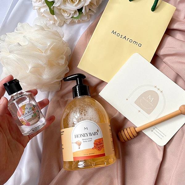【香氛】台灣香氛品牌MosAroma 沐向 保濕沐浴露 茶玫