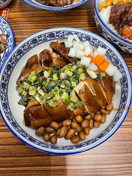 [台北信義] 豐雞號 莊敬店/象山美食/港式滷味