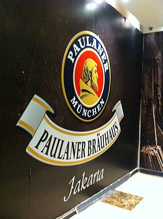 【食】印尼雅加達★Paulaner Brauhaus★寶萊納啤酒屋