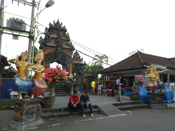 【遊】峇里島★租車一日遊景點★海神廟Pura Luhur Tanah Lot