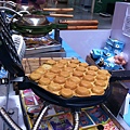 【食】印尼泗水★HK Waffle★印尼人做的香港雞蛋仔，加料好便宜！