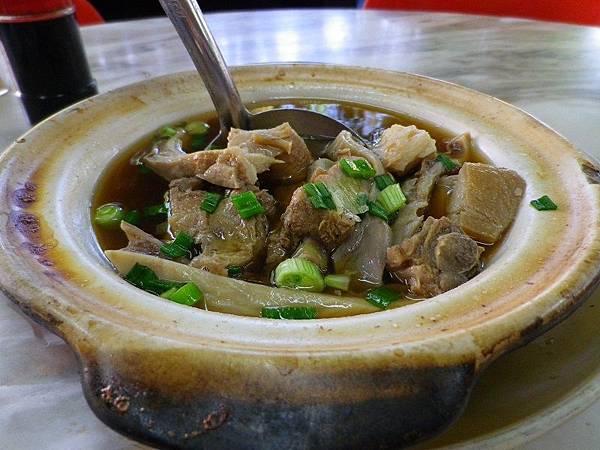 【食】馬來西亞吉隆坡★新峰肉骨茶 Sun Fong Bak Kut Teh+阿羅街Jalan Alor熱炒一條街