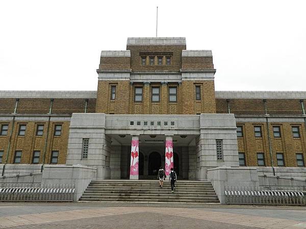 【遊】日本東京★上野公園(東照宮、花園稻荷神社、不忍池)+阿美橫丁(二木の菓子買伴手禮)★地鐵上野站。自由行