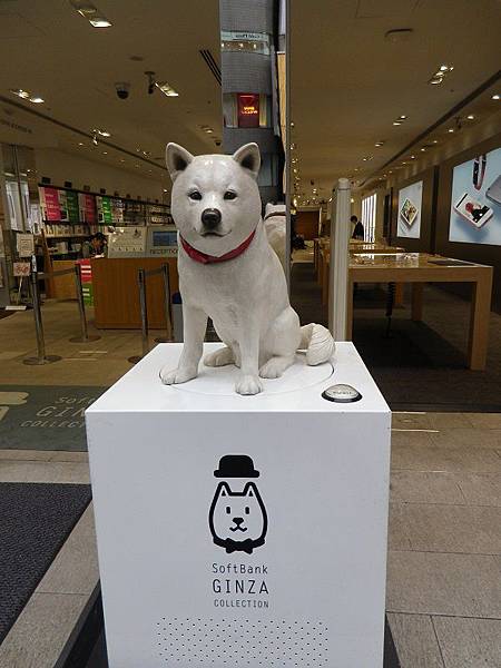 【遊】日本東京★銀座(逛街購物)+和光百貨本館鐘塔+歌舞伎座+築地本院+築地市場(大型魚市場，美食小吃等你來)★地鐵銀座、築地市場。自由行