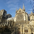 巴黎聖母院(Notre-Dame de Paris)的側面