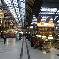 前往莫雷鎮(Moret-sur-Loing)的列車要先到里昂車站(Paris Gare de Lyon)