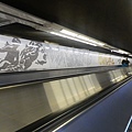 巴黎每個地鐵站內都有不同的風格及藝術表現