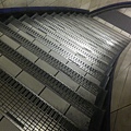 倫敦地鐵(underground/tube)站連樓梯都滿有巧思的