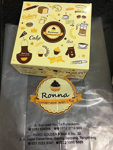 【食】印尼雅加達★Roona Patisserie & Bakery★Homemade。麵包蛋糕。烘焙店。Gading Serpong