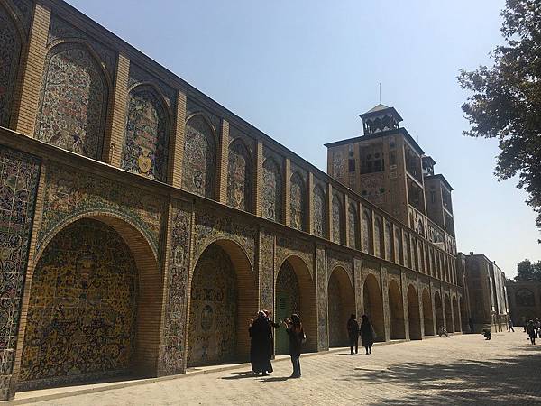 【遊】伊朗德黑蘭★古列斯坦宮Golestan Palace。市集Reza Great Bazaar★Iran。Tehran。伊朗自由行。德黑蘭景點