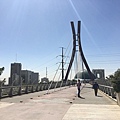 【遊】伊朗德黑蘭★清真寺Mosque of Khorramshahr。自然橋Tabiat Bridge。默德塔Milad Tower★伊朗自由行。德黑蘭景點