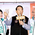 黃珊珊台北市議員總部成立，宋楚瑜、柯文哲、洪士奇站台，真誠相挺