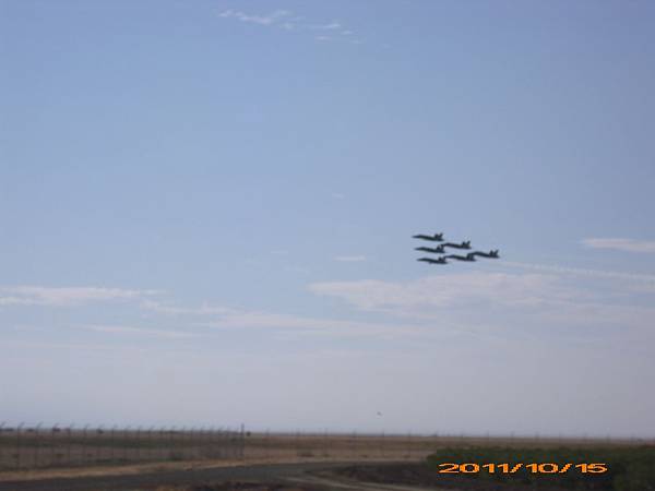 11-1015-Lemoore Air Show 100.JPG