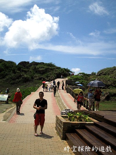 貓鼻頭公園遊客中心前