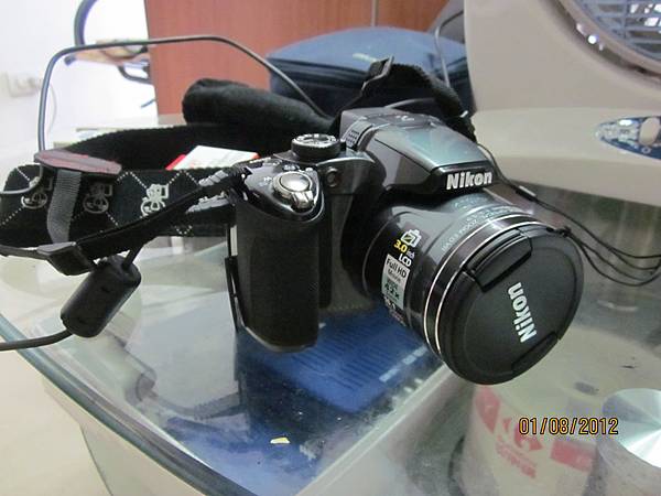 2012-08-01  Nikon新相機.JPG