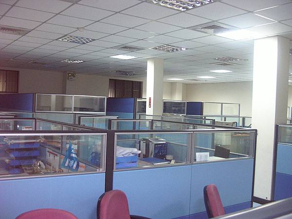 2005-12-20辦公室更新 002.jpg