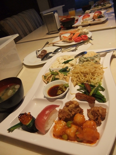 富士之堡華園飯店-晚餐(蟹腳牛肉吃到飽)