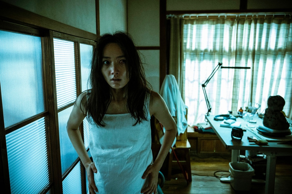 香港女演員蔡思韵初次擔綱鬼片女主角,在《泥娃娃》有突破以往表演。.jpg 香港女演員蔡思韵初次擔綱鬼片女主角,在《泥娃娃》有突破以往表演。.jpg