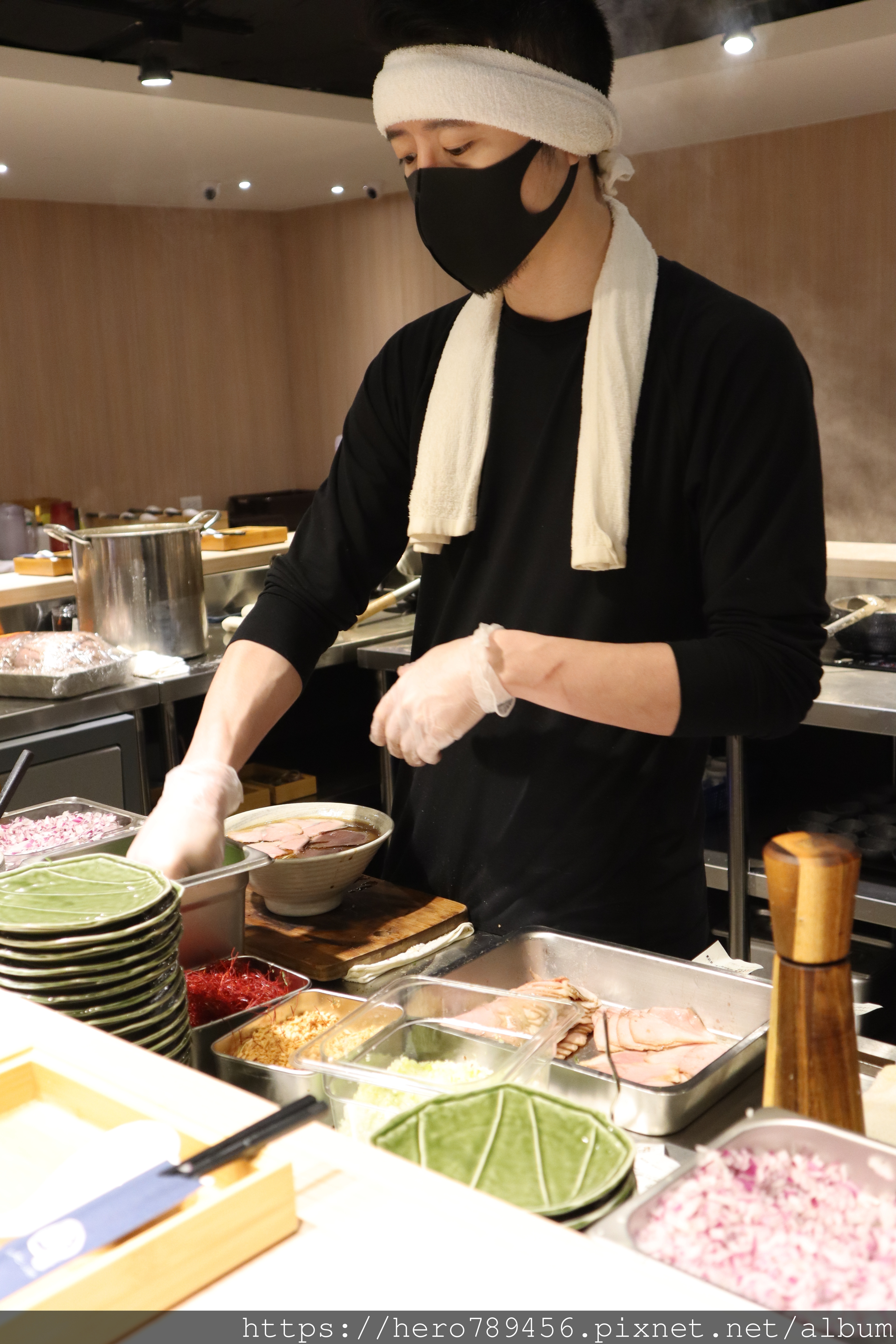 (新北新莊美食)熊越岳，新莊人氣拉麵新風貌，屋台華麗升級室內