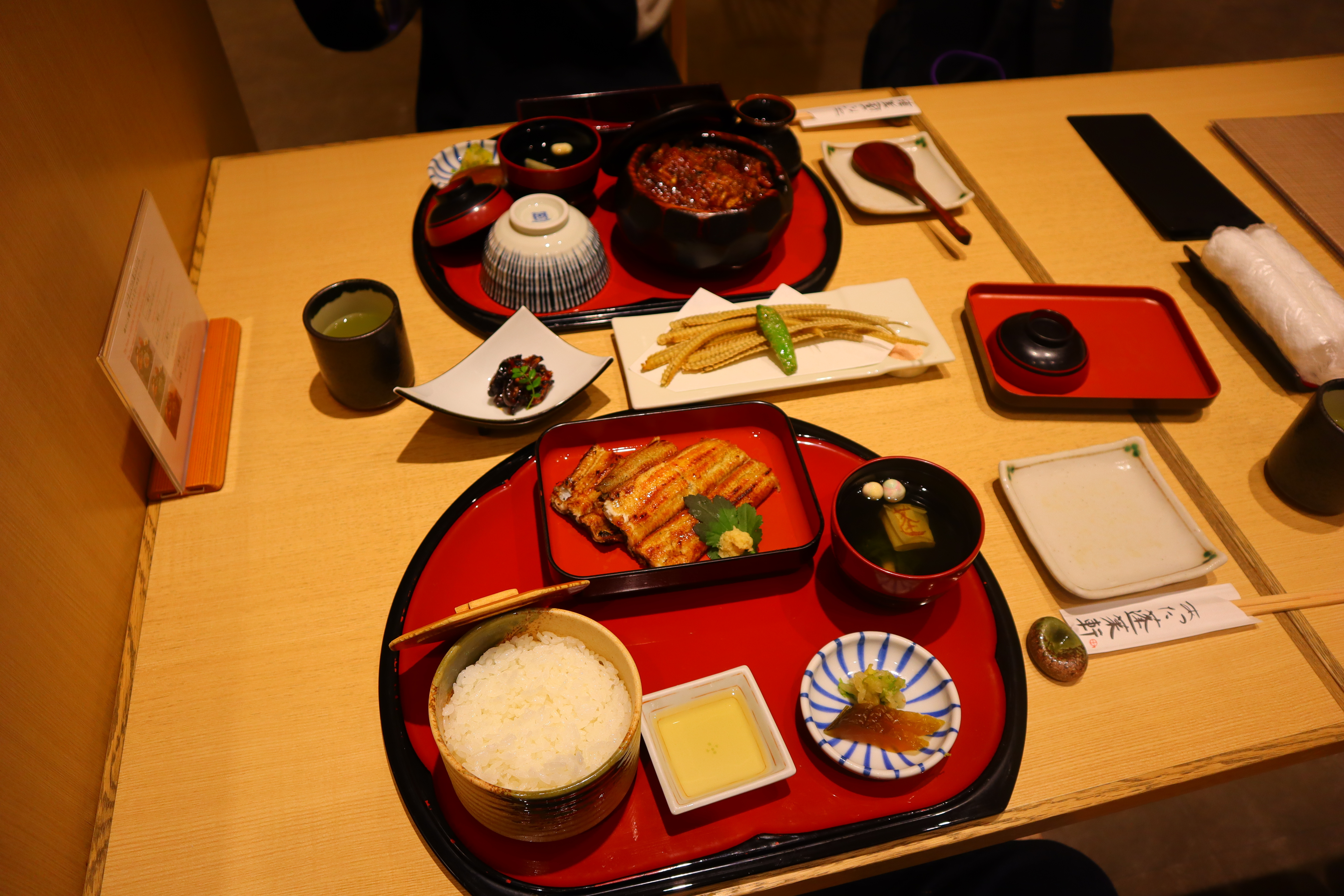 熱田蓬萊軒 松坂屋店