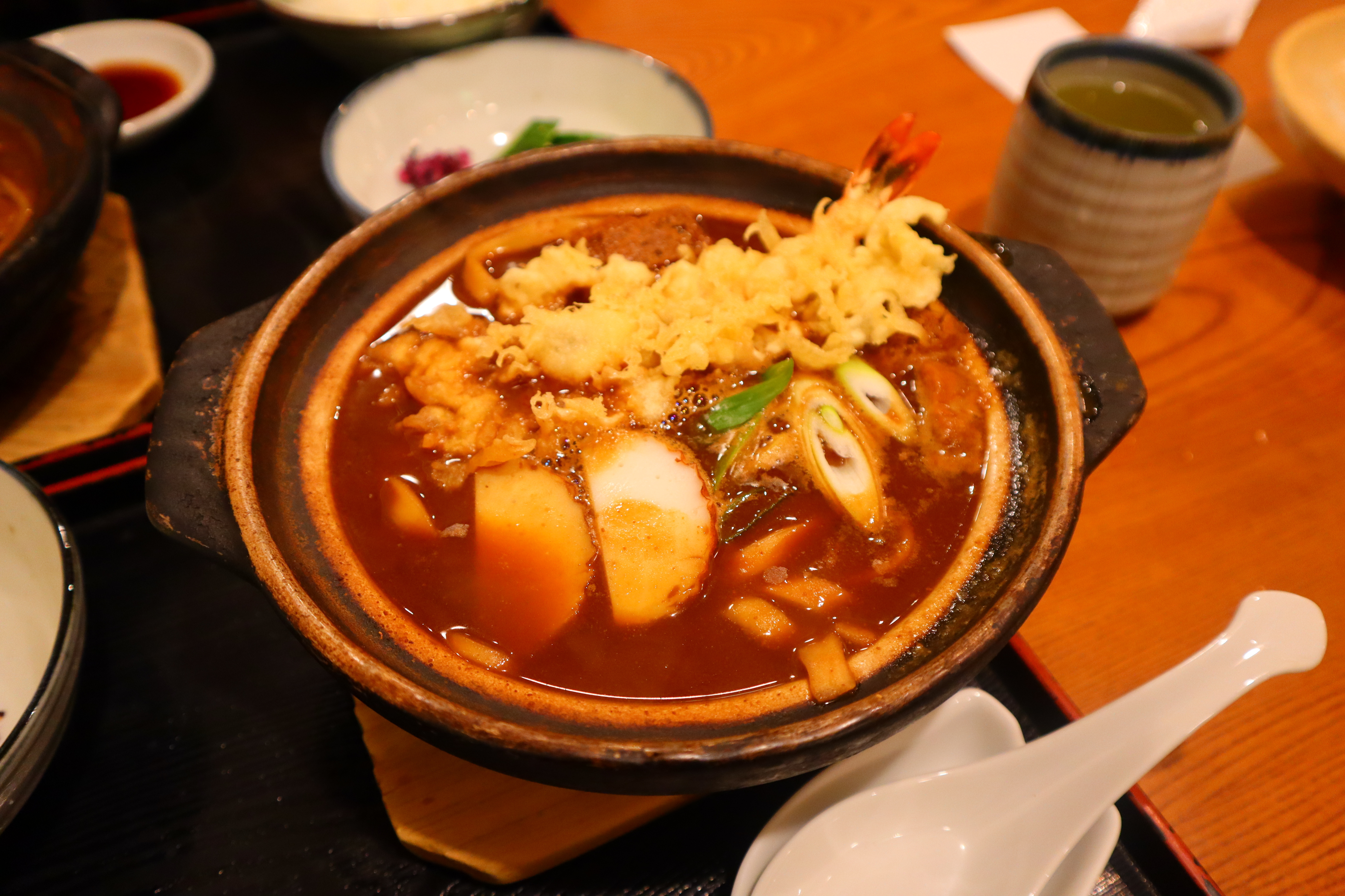 (日本愛知名古屋美食)味噌鍋燒烏龍 たから，大須觀音街必吃美