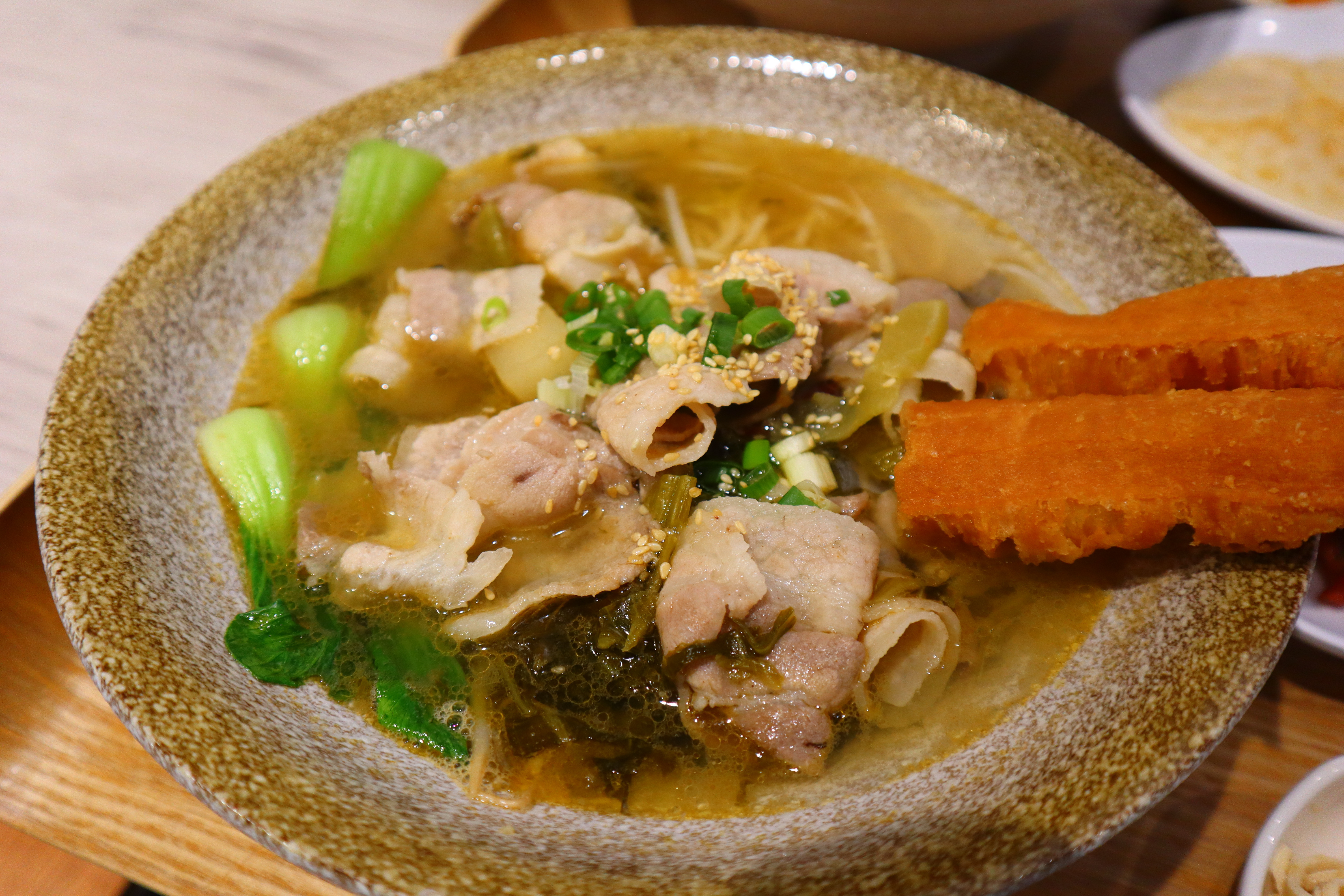 (新北板橋美食)韓酸菜魚麵館，一個人也可以吃的酸菜魚，