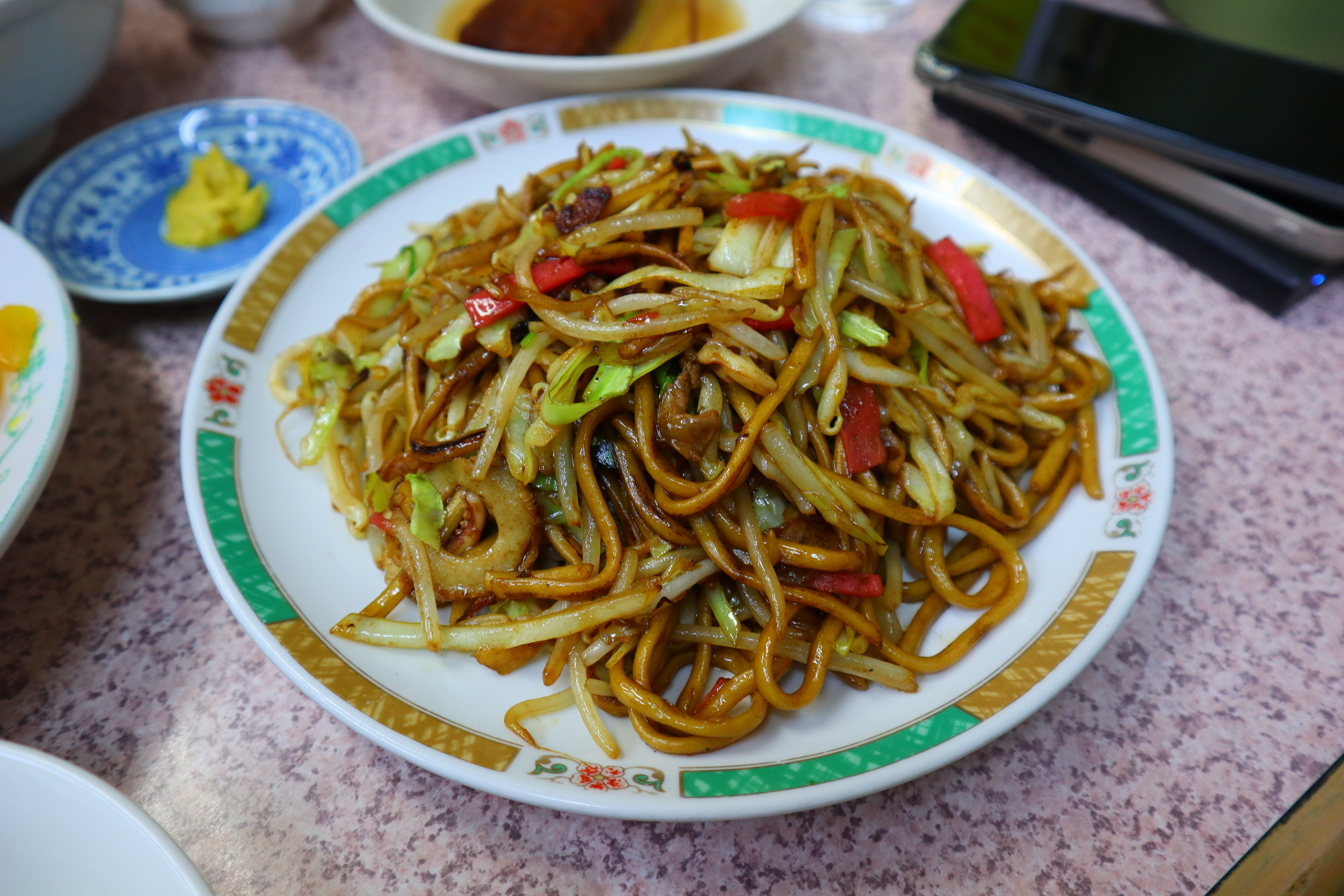 (日本長崎美食)強棒麵 中華大八，長崎當地人氣美食，料多實在