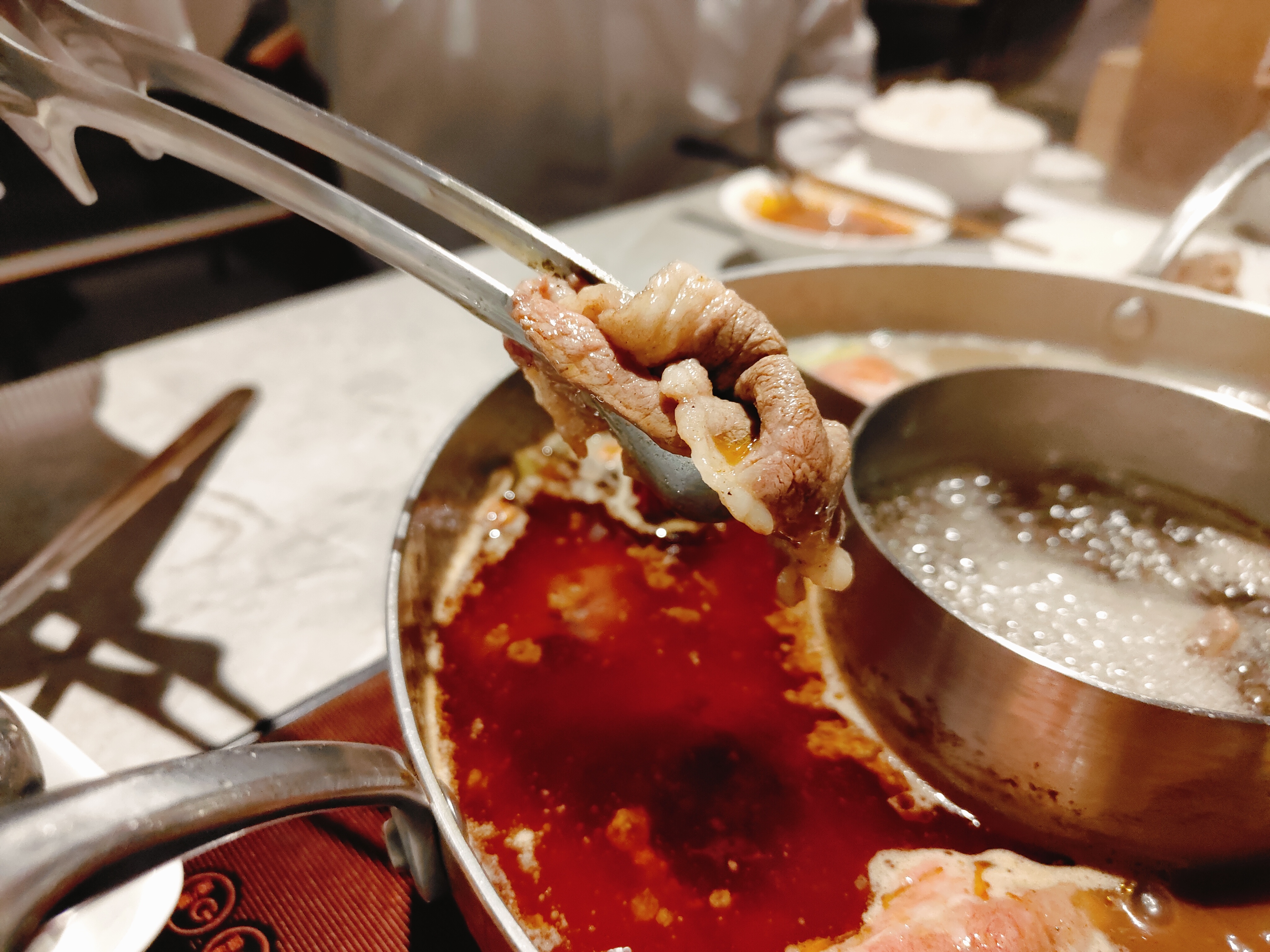 (台北萬華西門美食)築間麻辣火鍋，餐點真的都還滿好吃的，且富