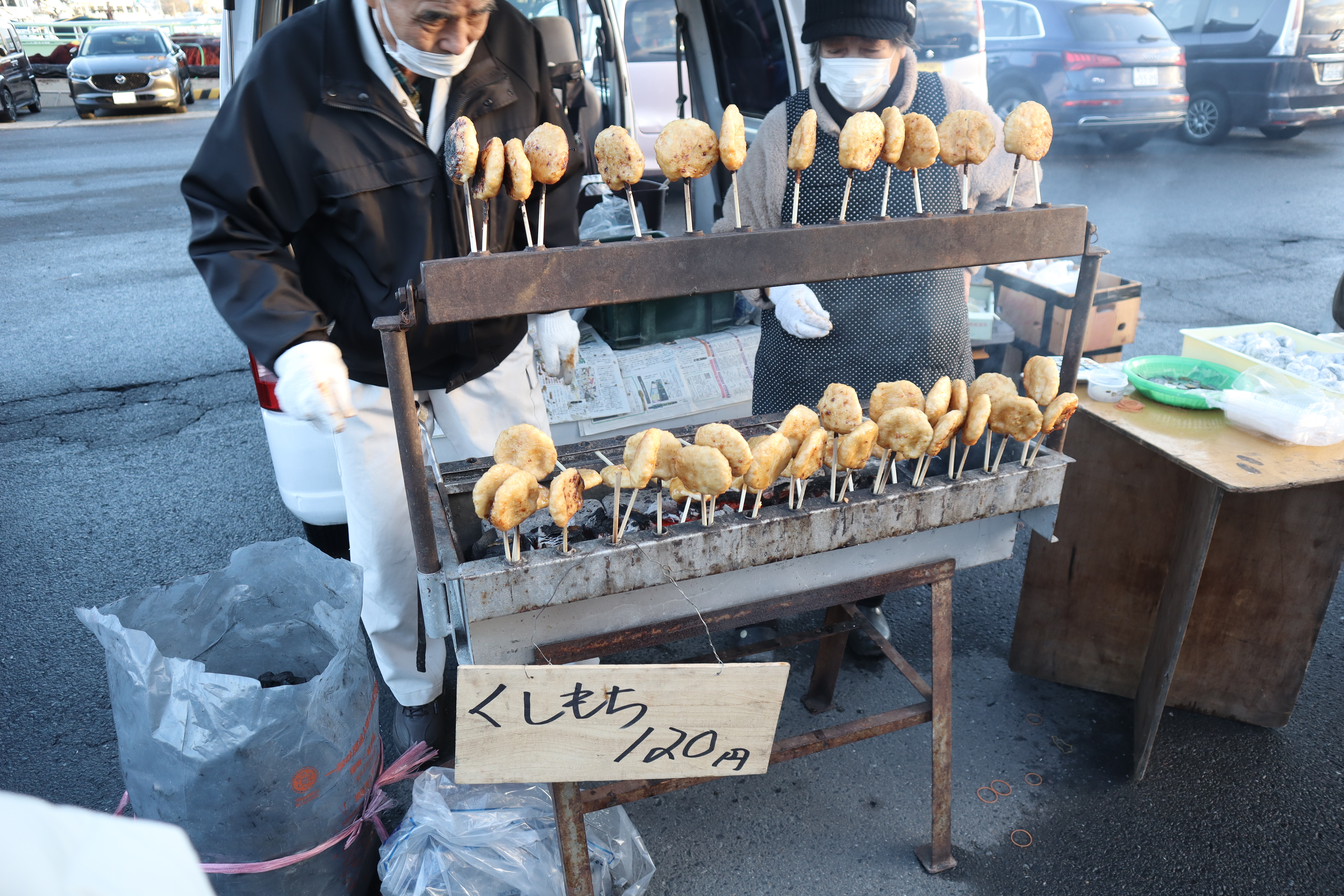 (日本青森旅遊)館鼻岸壁早市，日本最大且最熱鬧的星期天朝市，